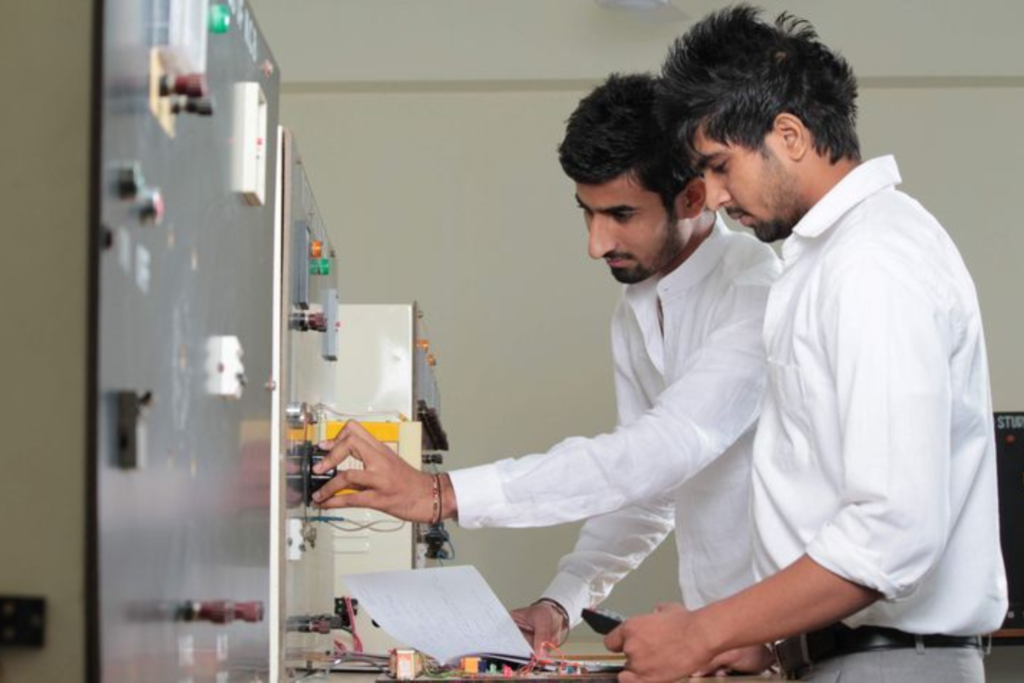 nationalgroupofeducation.com